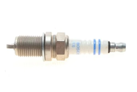 Свiчка запалювання fr7dce 0.8 BOSCH 0242235666