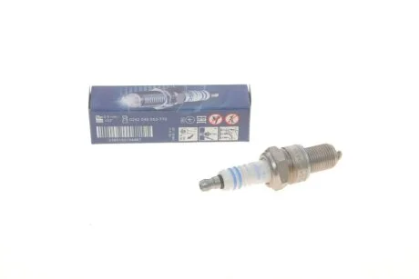 Свічка WR5DCE 0.8 BOSCH 0242245552