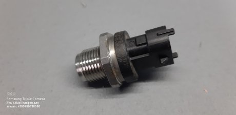 Датчик давления топлива BOSCH 0281006177