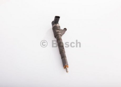 Інжектор CR HUNDAI H-1 2,5CRDI,KIA Sorento 2,5CRDI BOSCH 0445110274