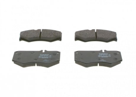 Комплект гальмівних колодок з 4 шт. дисків BOSCH 0986467841