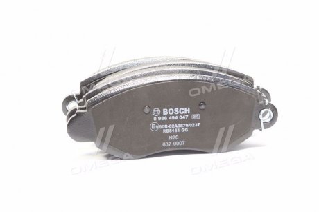 Комплект гальмівних колодок - дискові BOSCH 0986494047 (фото 1)