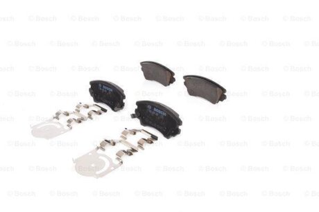 ДИСКОВI КОЛОДКИ ПЕРЕДНI BOSCH 0986494609