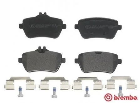 Комплект гальмівних колодок з 4 шт. дисків BREMBO P50117