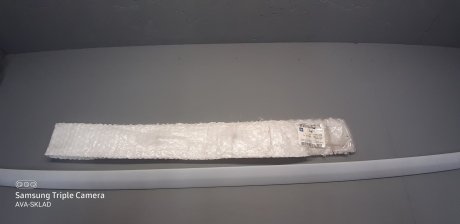 Молдинг передней двери GM 13101652