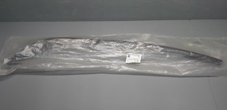 Спойлер переднего бампера левый GM 90546957