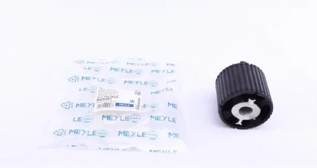 Сайлентблок лівий, задня вісь MEYLE 3147100025