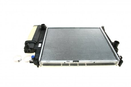 Радіатор охолодження двигуна NRF 53852
