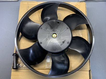 Вентилятор радіатора Opel 13130033